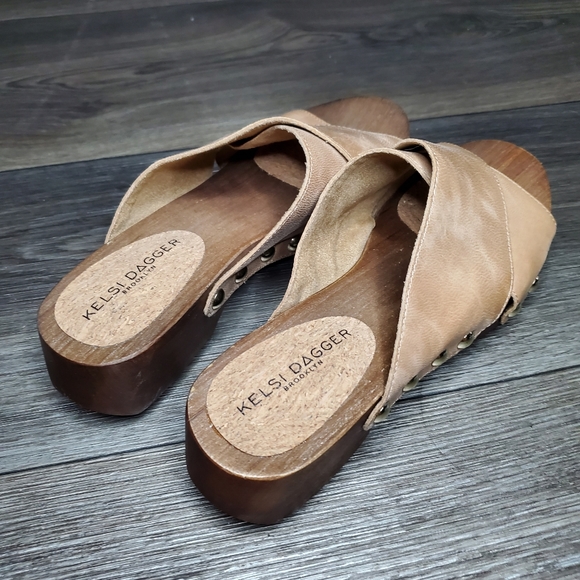 KELSI DAGGER Brooklyn Wood Leather Heeled Sandals - Picture 8 of 11